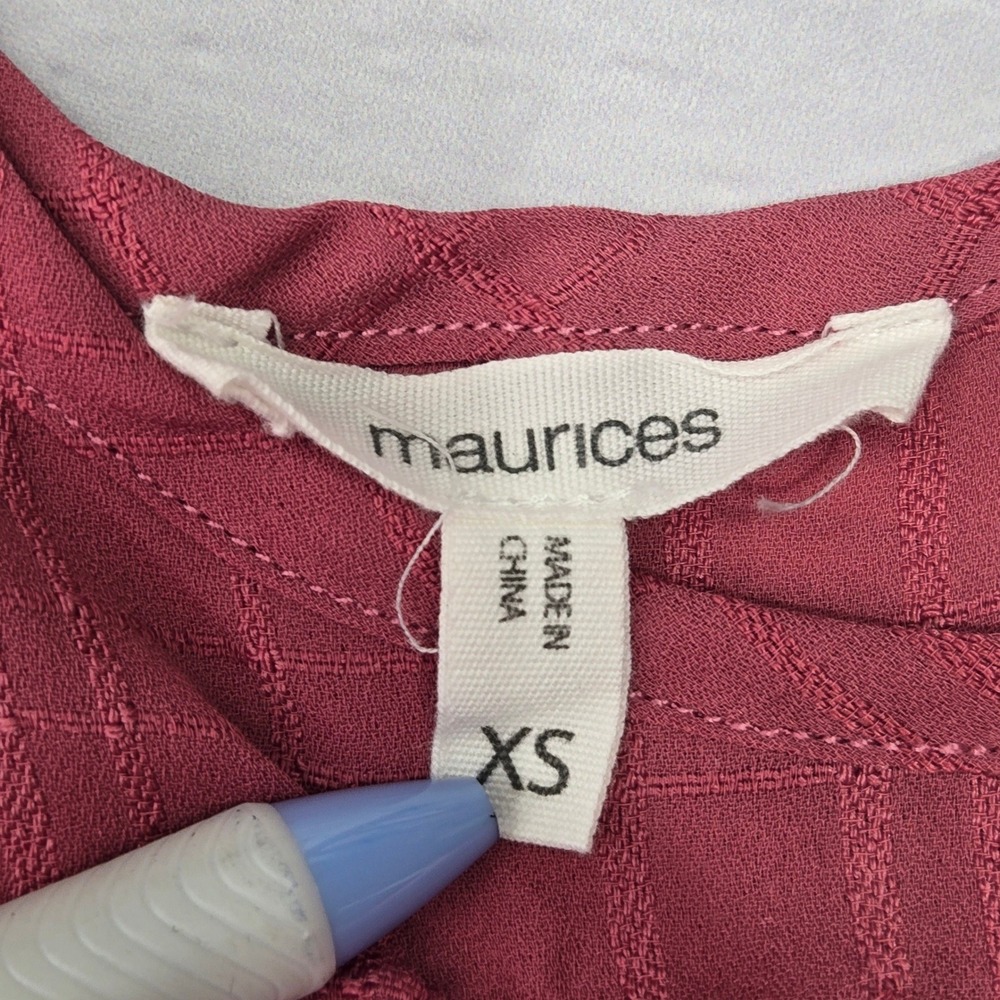 Maurices Womens XS Mauve Pink Textured Grid Blouse‎ Short Sleeve Zip Back Top - Picture 5 of 10